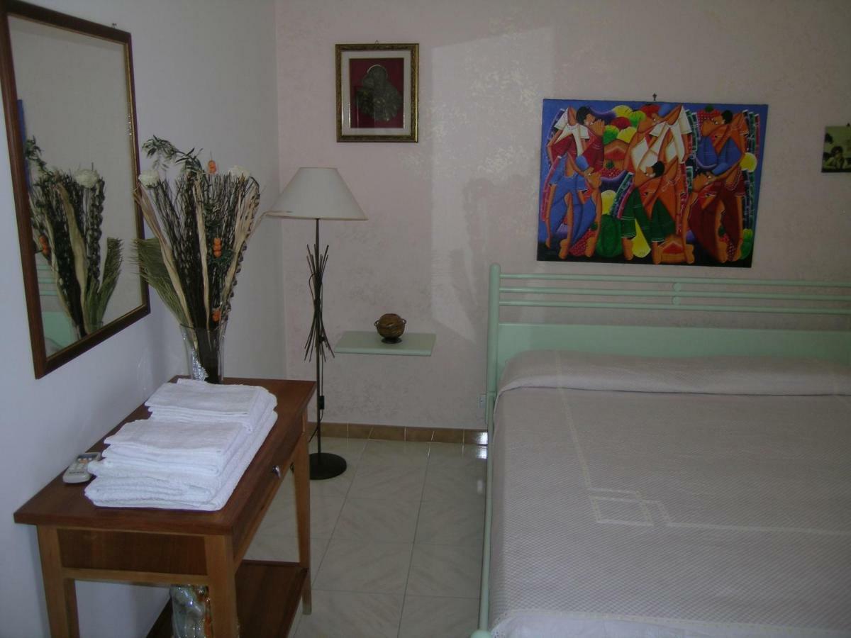 Casa Dante Appartement Castellammare del Golfo Buitenkant foto